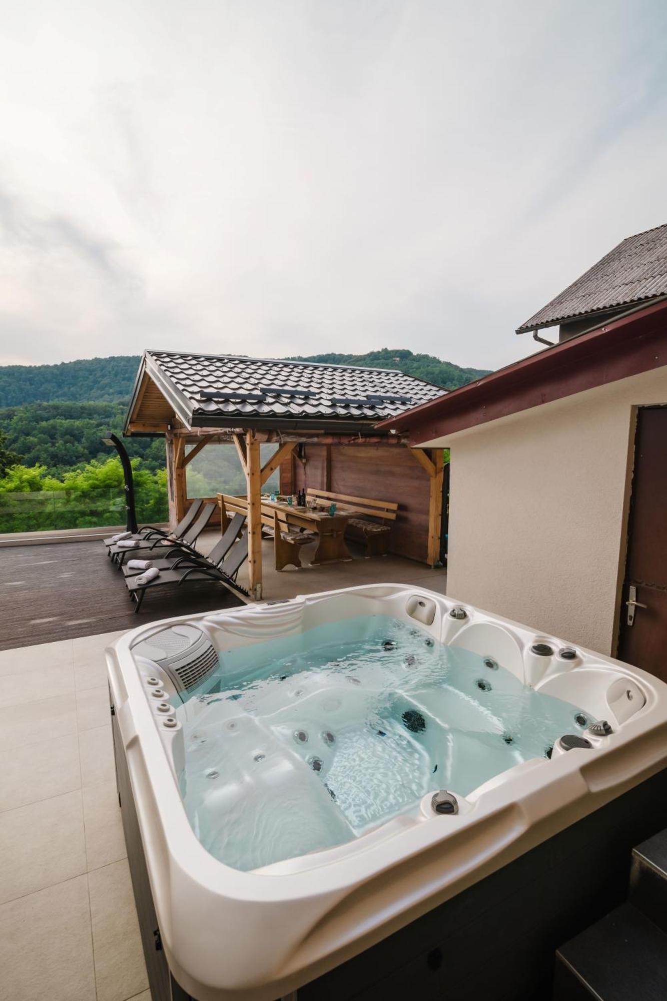 Carobni Pogled Zagreb Villa Ngoại thất bức ảnh
